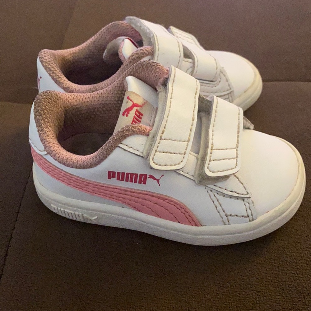 Puma white and pink size 4c